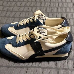 Tory Burch Navy and Cream women sneakers